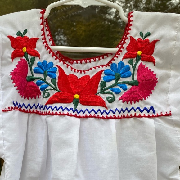 EMBROIDERED BLOUSE GIRLS - Picture 5 of 8